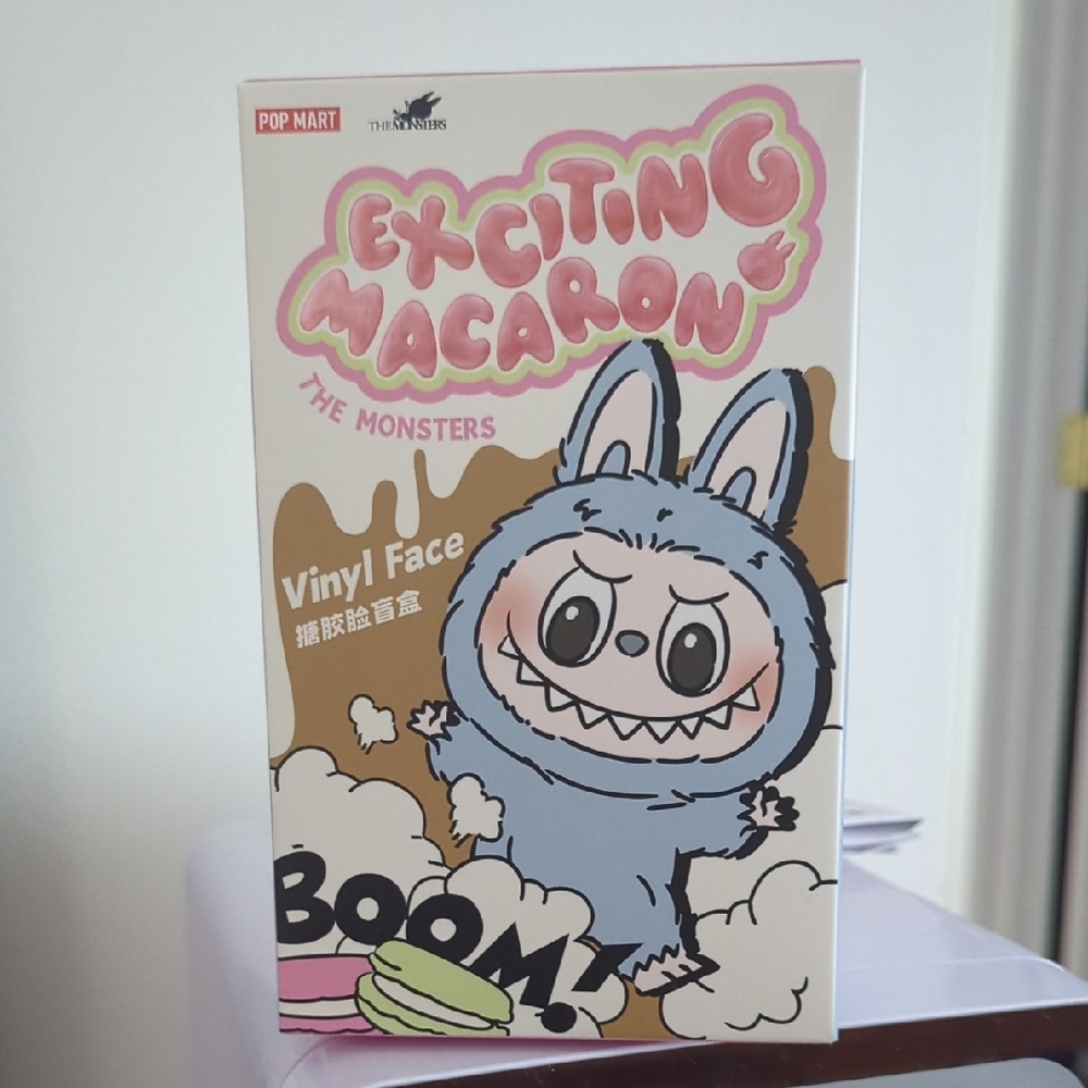 Exciting Macaron Vinyl Face Figure